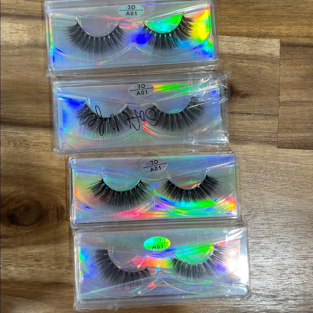 Lashes - Picture 11 of 16